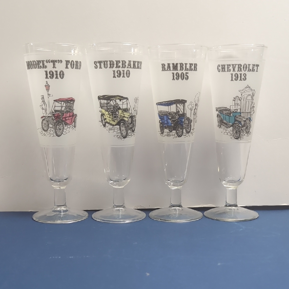 Vintage Car Themed Tall Stemmed Beer Glasses Frosted Libbey